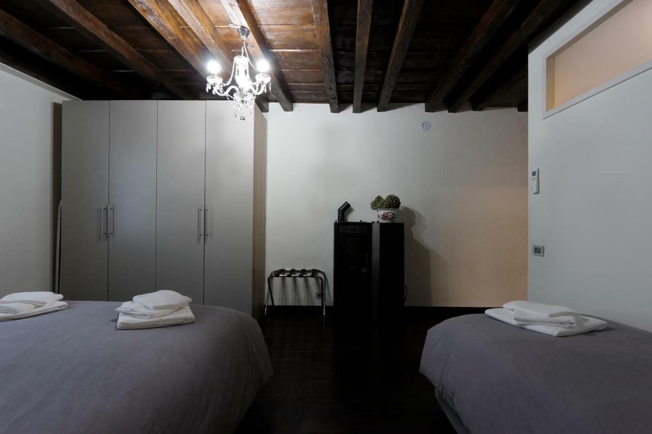 Ferienwohnung House 41, Nuovo In Borgo Storico Bergamo Exterior foto