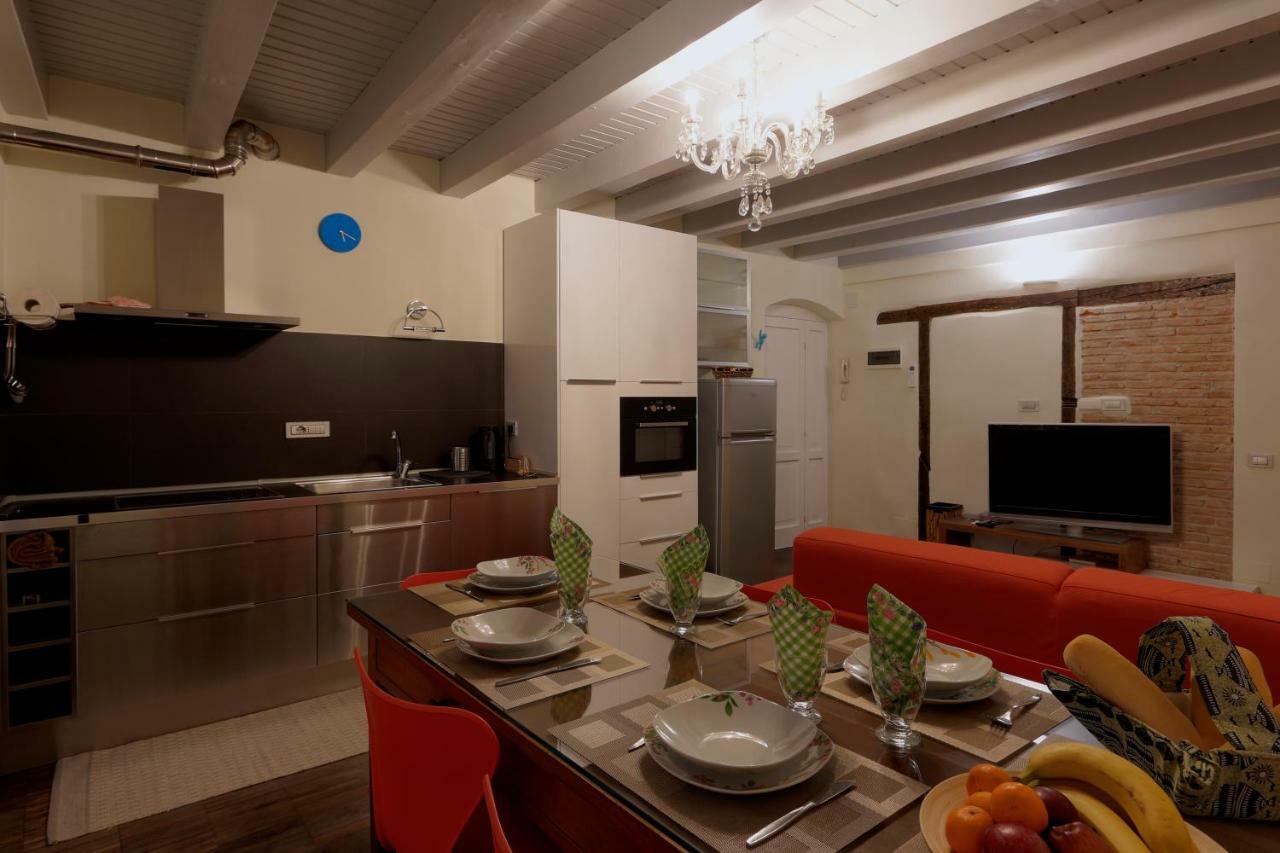 Ferienwohnung House 41, Nuovo In Borgo Storico Bergamo Exterior foto